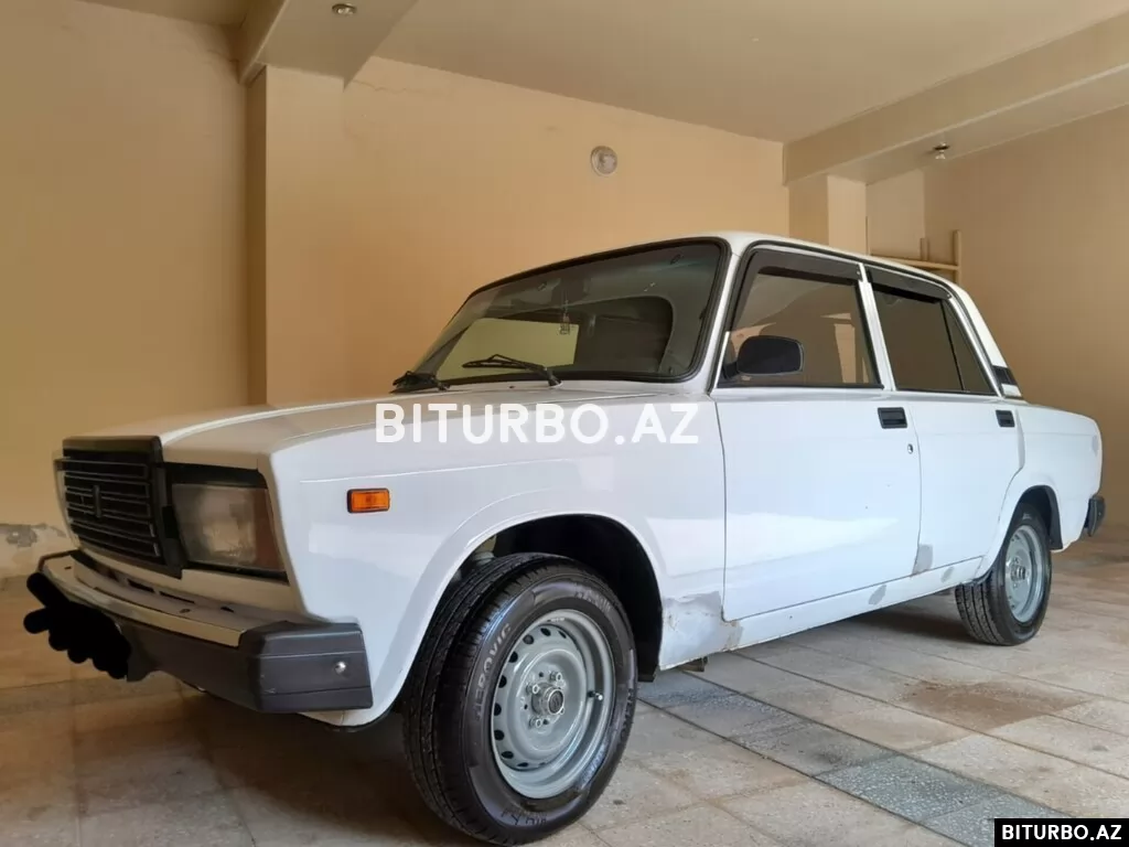 LADA (VAZ) 2107