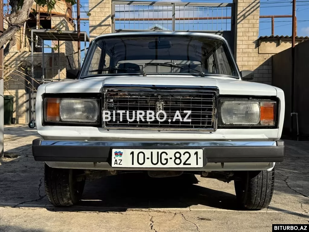 LADA (VAZ) 2107