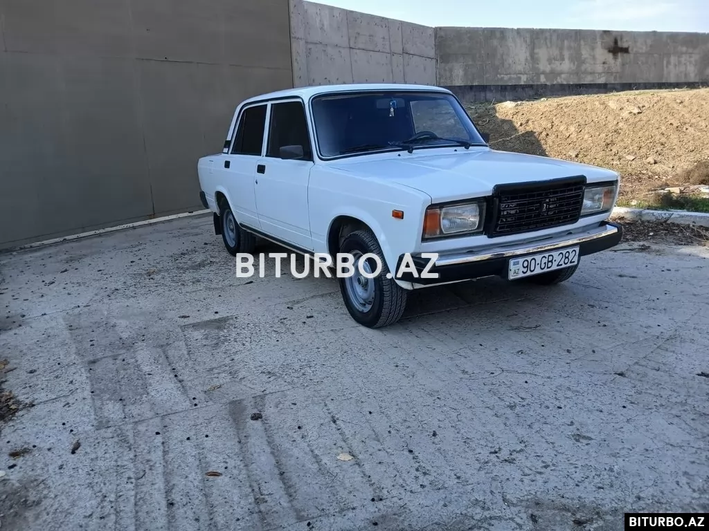 LADA (VAZ) 2107