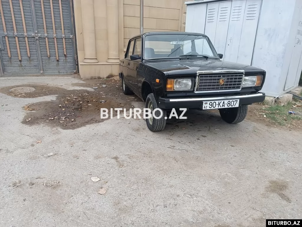 LADA (VAZ) 2107