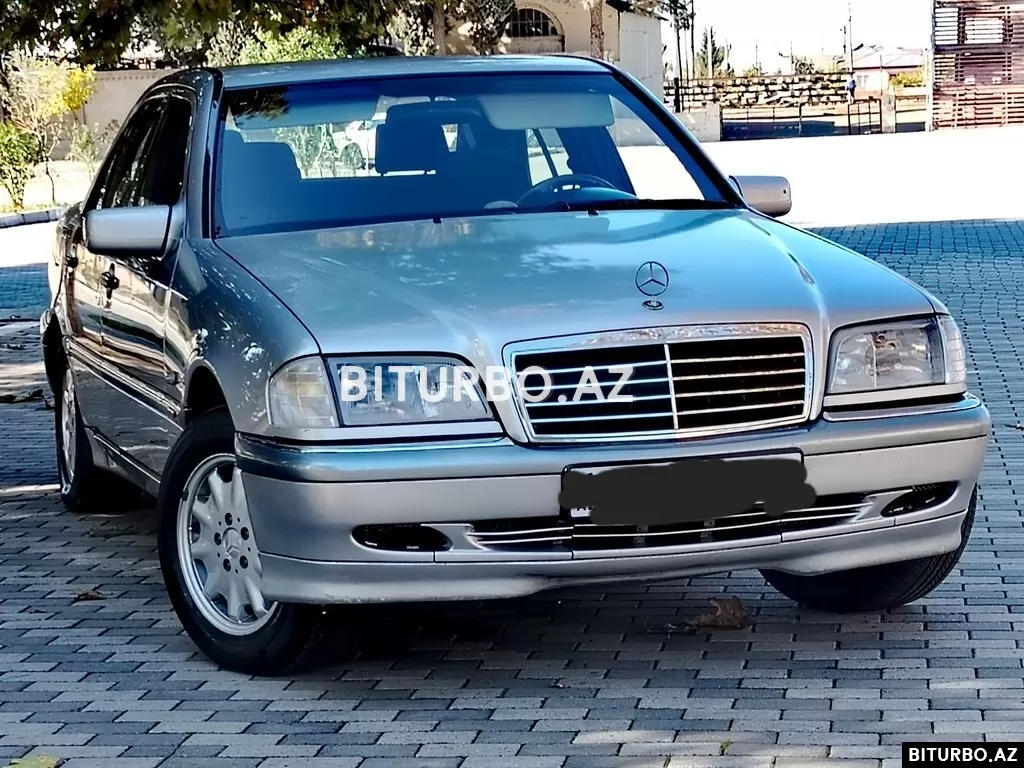 Mercedes C 200