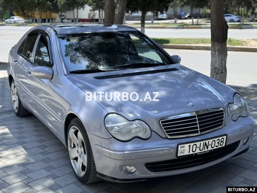 Mercedes C 200