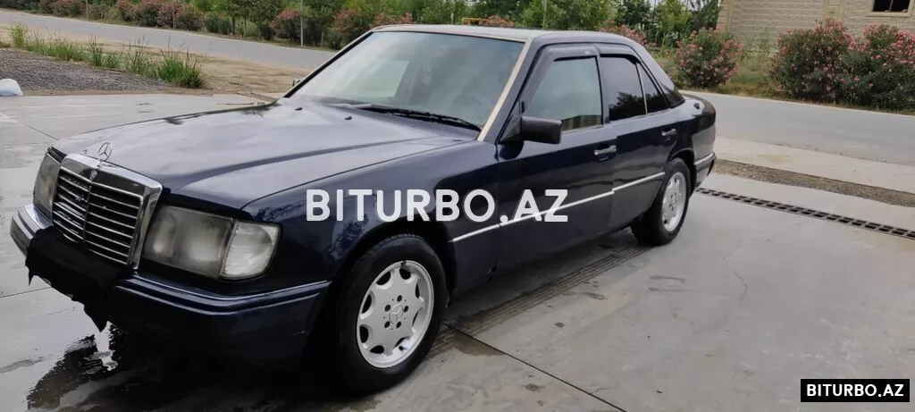 Mercedes E 220