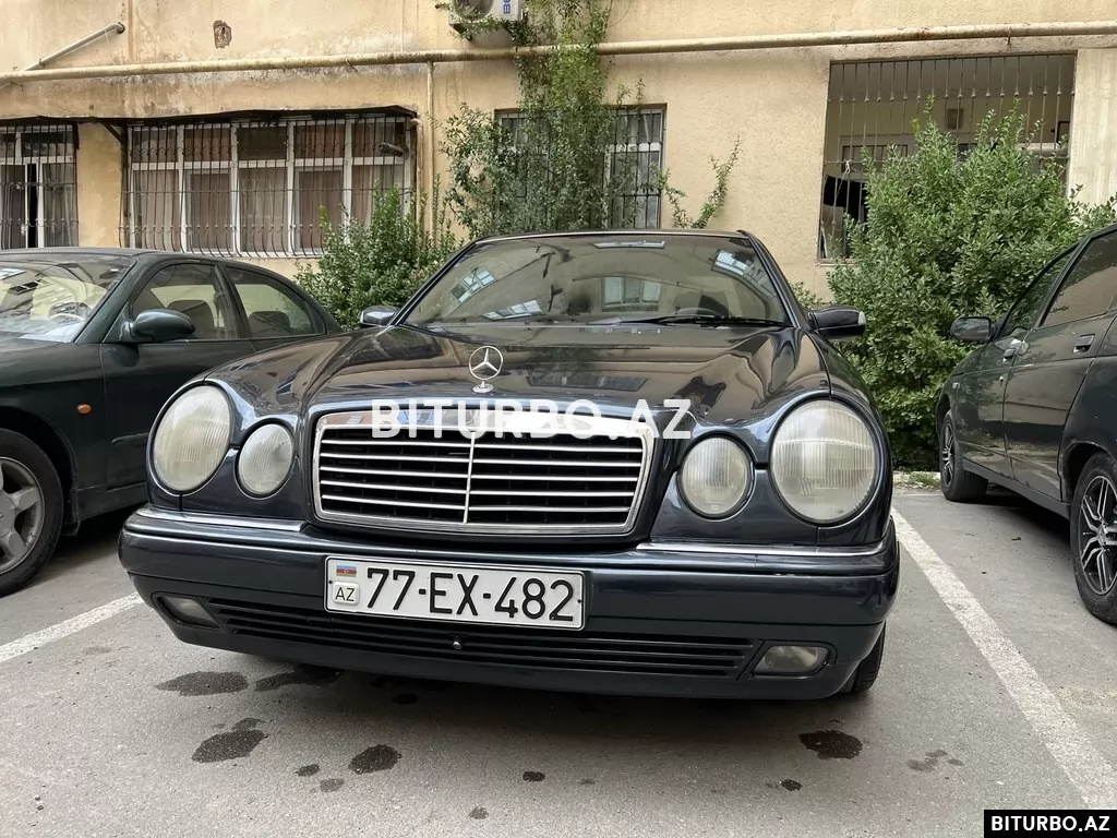 Mercedes E 230