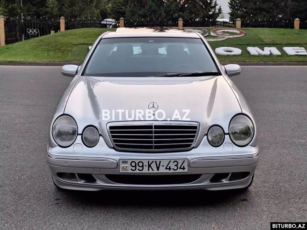 Mercedes E 270