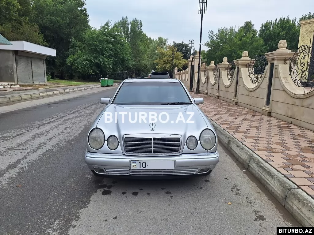 Mercedes E 280