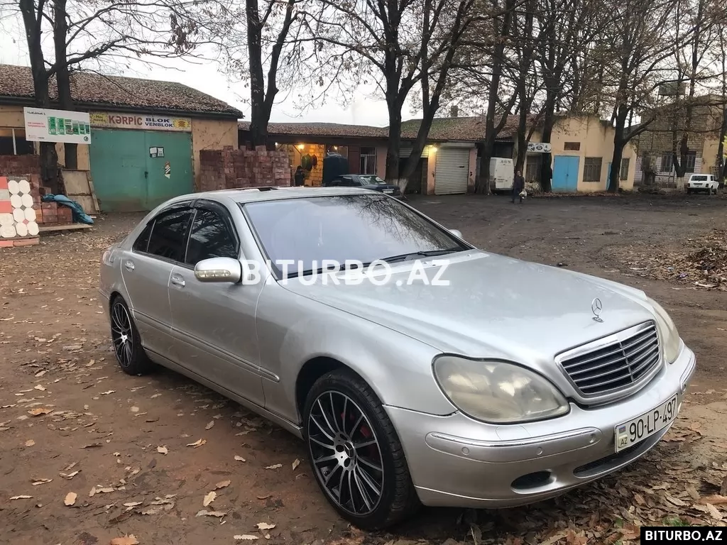 Mercedes S 320