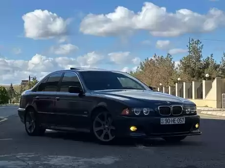 BMW 528