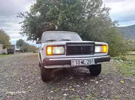 LADA (VAZ) 2107